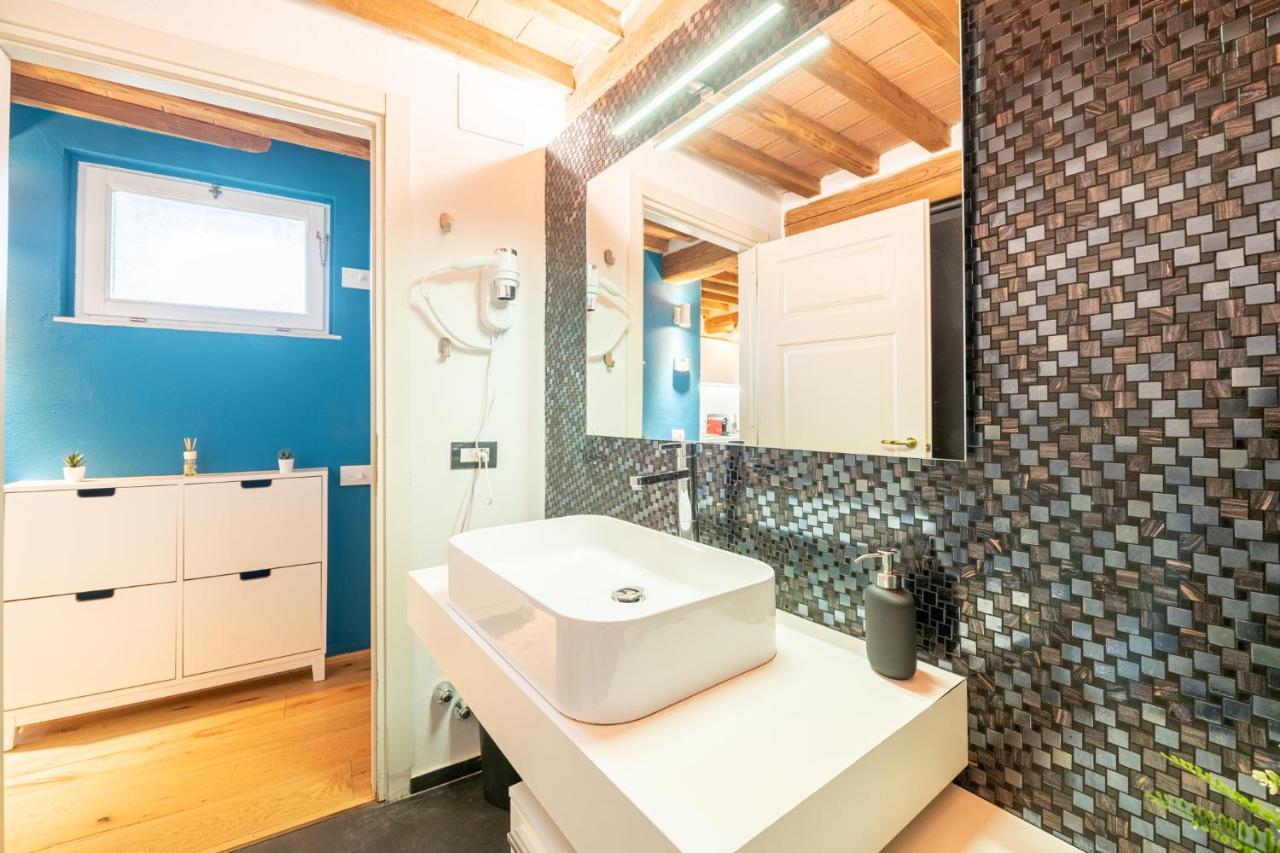Casa San Paolino Dentro Le MuraElegant Flat Wifi E Selfcheckin Lucca Exteriör bild